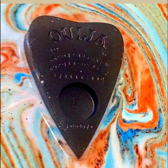 2 Ouija planchette soap - Picture 2 of 4